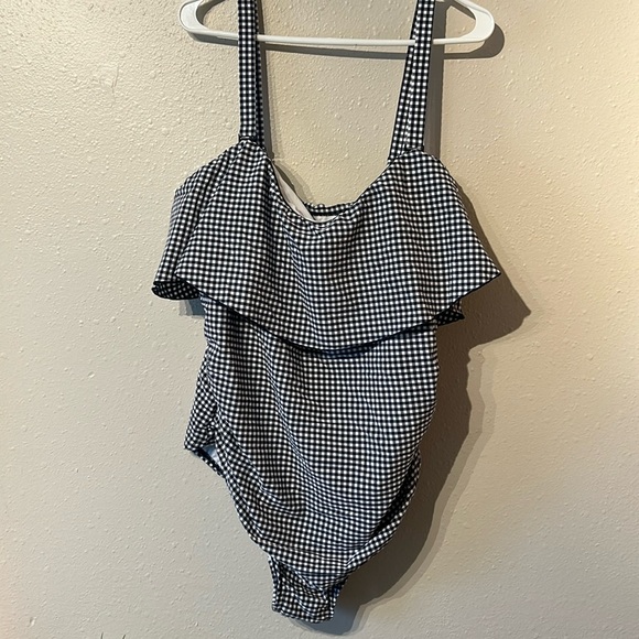 ⭐️NWT Kona Sol Women's Plus Size Swimsuit - Picture 1 of 5